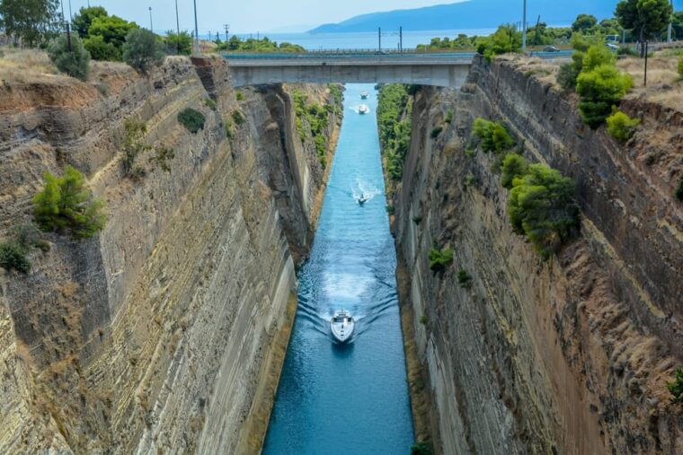 athens-corinth-canal-and-ancient-olympia-private-trip