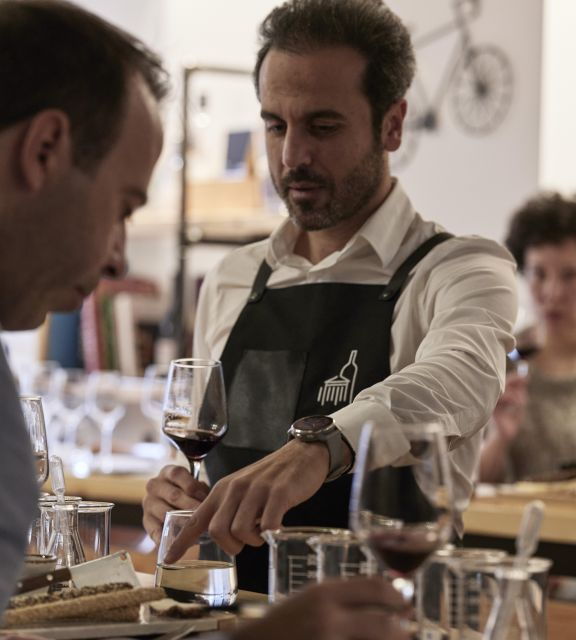 athens-create-your-own-wine-workshop-under-the-acropolis