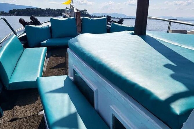 athens-cruise-tour-with-mediterranean-bbq-2