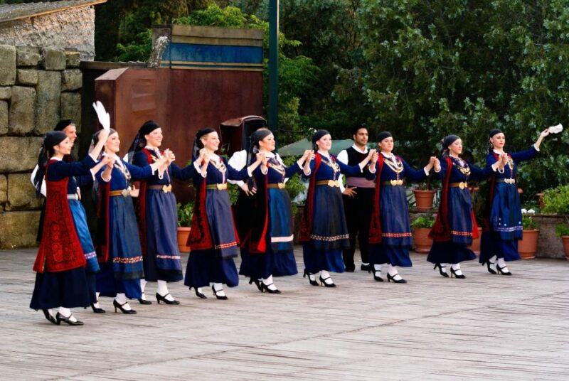 athens-dora-stratou-greek-dancing-show-experience