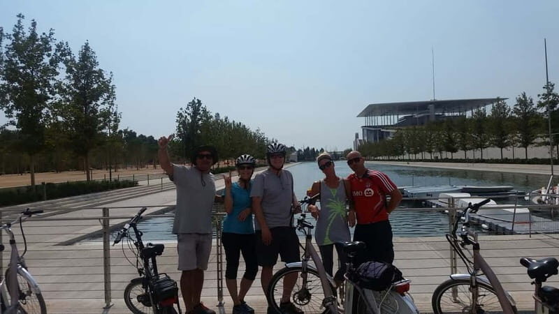 Athens: Electric Bike Seaside Tour with Guide - A Closer Look at the Itinerary and Experience