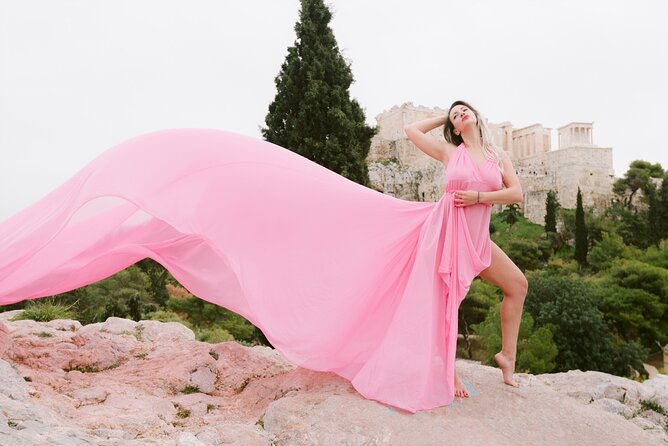 athens-flying-dress-photo-shoot-with-a-professional-photographer