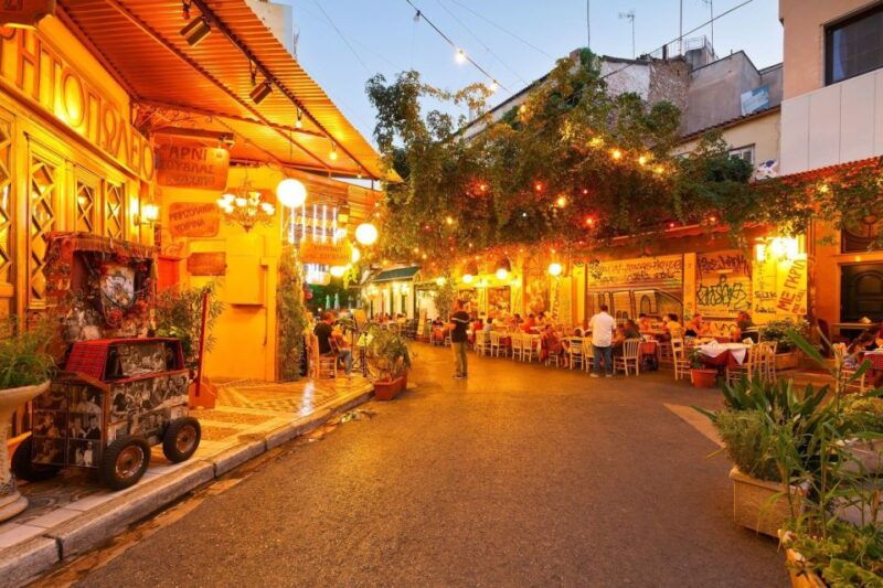 athens-food-and-wine-tasting-tour-at-night