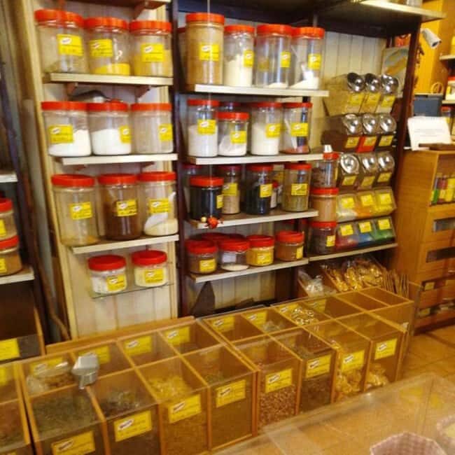 Athens: Food Tour with Tastings & visit to Varvakios market - Key Points