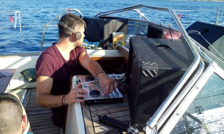 athens-full-day-sailing-experience