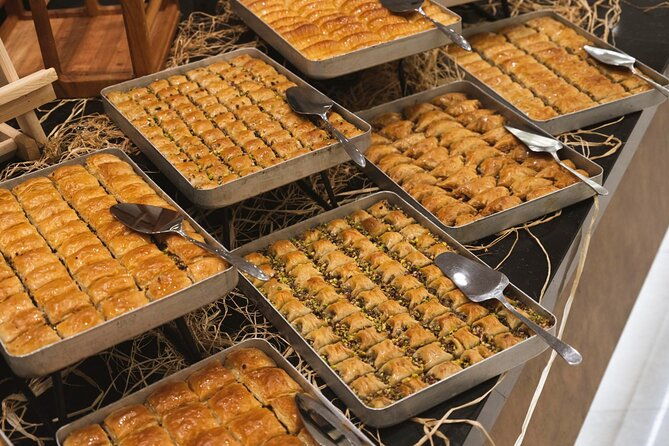 athens-greek-food-tour-small-group-experience