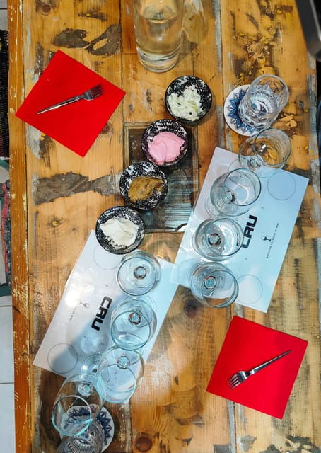 athens-greek-traditional-dips-wine-pairing-by-a-sommelier