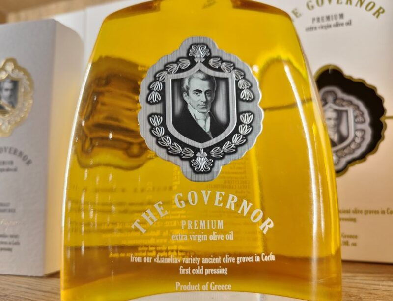 athens-greek-wine-olive-oil-tasting-at-brettos-plaka