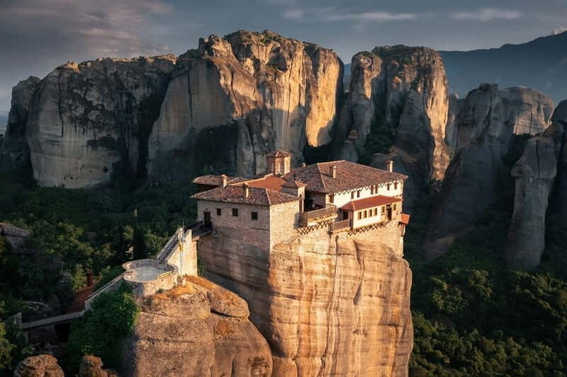 Athens: Guided Tour to Meteora Monasteries & Hermit Caves - Discovering Meteora: Why This Tour Stands Out