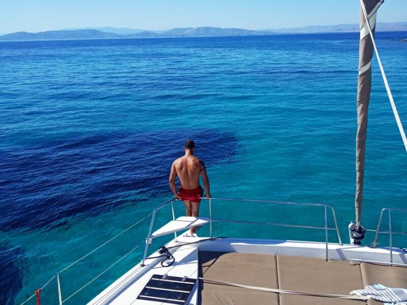 athens-half-day-morning-catamaran-cruise