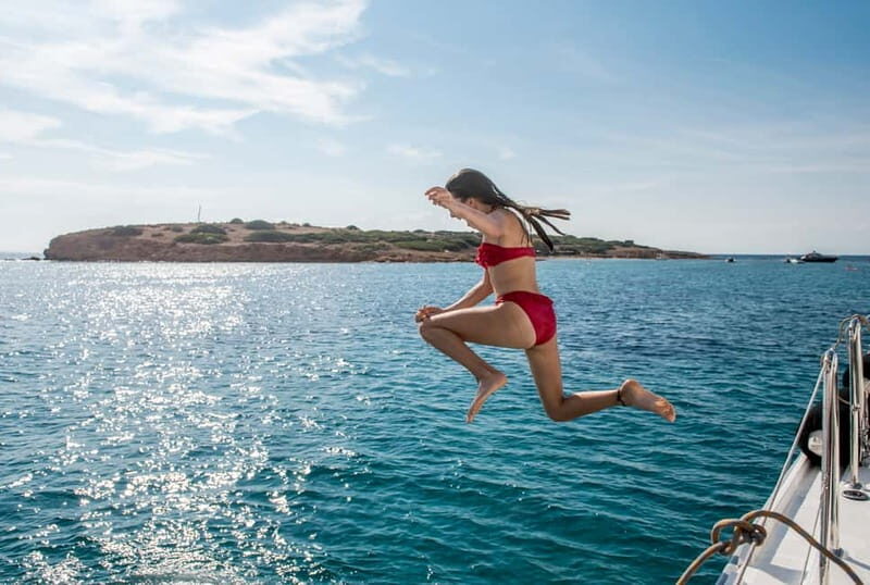 Athens: Half-Day Morning Catamaran Cruise with Meal & Drinks - The Sum Up