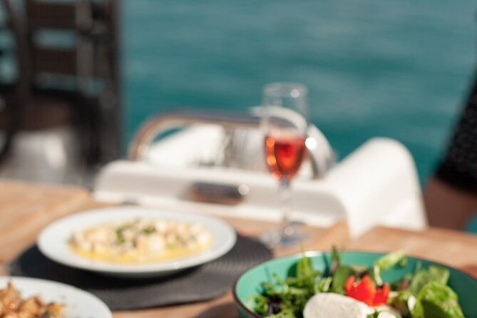 athens-half-day-morning-sailing-cruise-with-greek-gastronomy-2