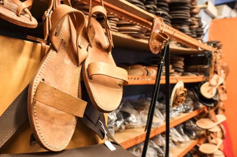 athens-local-markets-with-artisanal-crafts-walking-tour