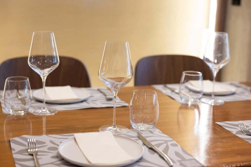 Athens: Mediterranean Food & Cocktails at Stylish Barbaro - Considerations