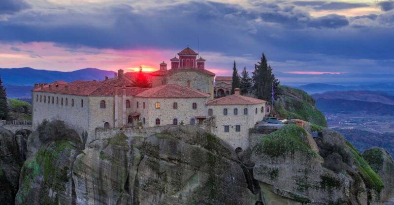 athens-meteora-2-day-trip-with-hotel-sunset-morning-tour