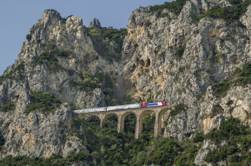 athens-meteora-2-day-trip-with-hotel-sunset-morning-tour