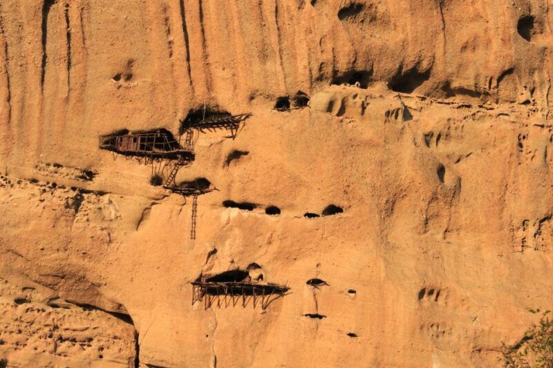 athens-meteora-monasteries-caves-day-trip-lunch-option