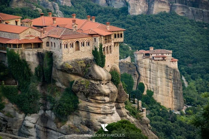 Athens: Meteora Monasteries Day Trip with Caves and Lunch - A Tour Designed for Authenticity and Comfort