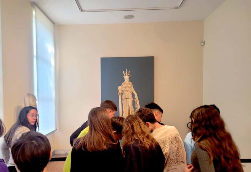 Athens: National Archaeological Museum Treasure Hunt Tour - Authentic Experiences and Family-Friendly Appeal