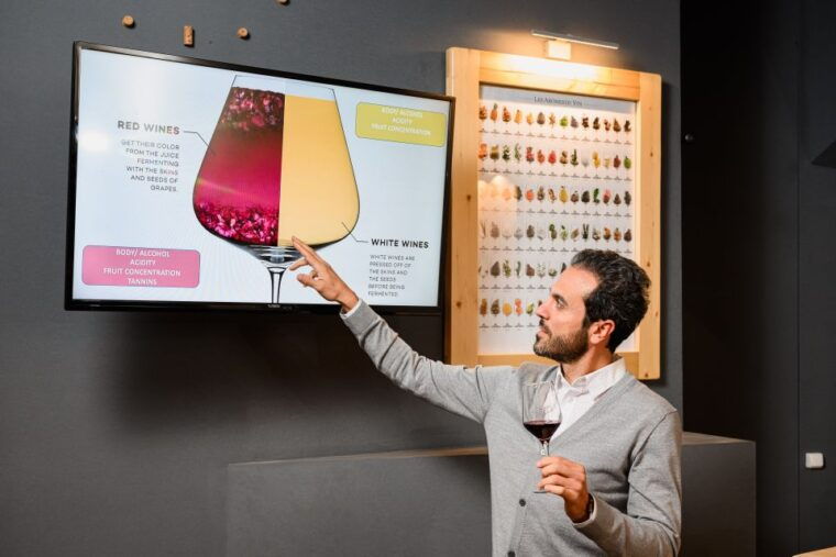 athens-old-town-acropolis-wine-tasting