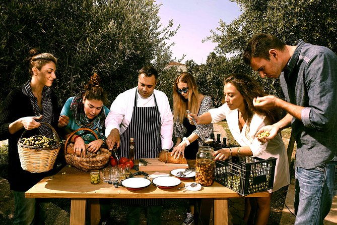 athens-olive-estate-olive-oil-workshop-with-farm-to-fork-lunch