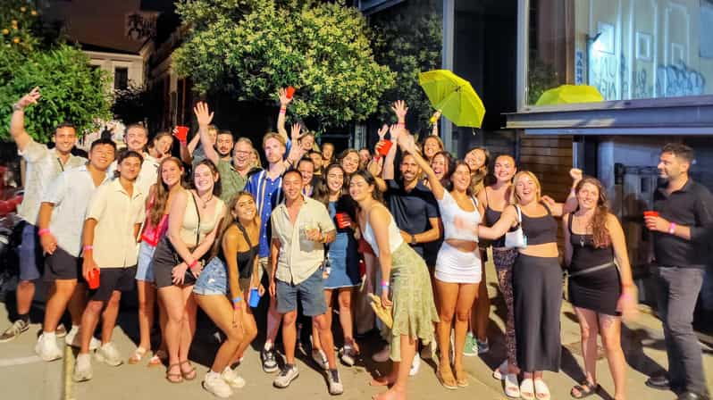 athens-party-pub-crawl-with-unlimited-drinks-club-access