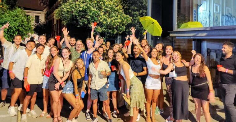 athens-party-pub-crawl-with-unlimited-drinks-club-access