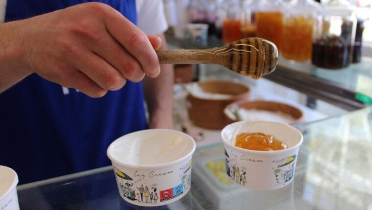 athens-percy-family-treasure-hunt-tour-w-food-stops