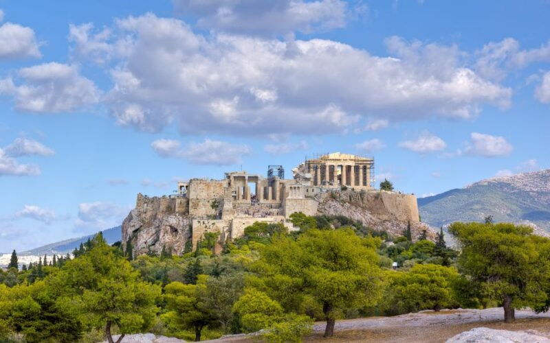 athens-plaka-to-acropolis-smartphone-audio-tour