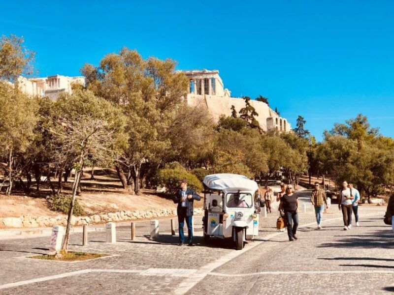 athens-private-3-hour-city-tour-on-eco-friendly-tuk-tuk