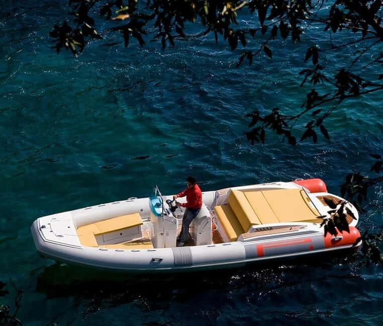 Athens: Private Boat Trip along the Lagonisi Coastline - Who Should Book This Experience?