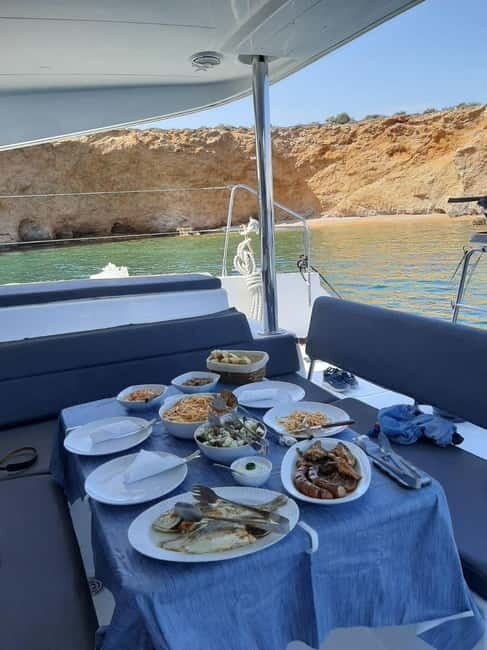 Athens: Private Catamaran Experience with Meal & Open Bar - Why This Tour Offers Great Value