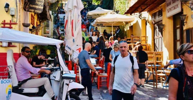 athens-private-evening-sightseeing-tour-by-electric-tuk-tuk