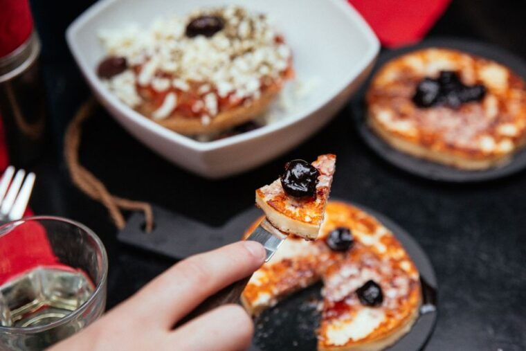 athens-private-evening-tour-w-drinks-bites-in-koukaki