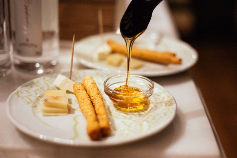 athens-private-food-tour-10-tastings-with-locals
