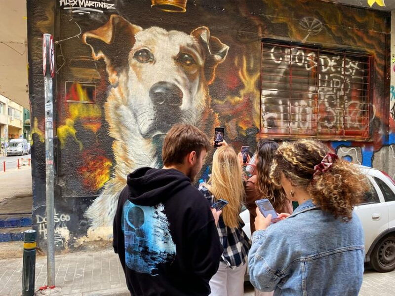 athens-private-street-art-treasure-hunt-with-food-stops