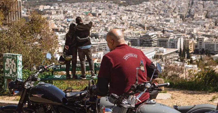 athens-private-tour-to-hidden-gems-on-vintage-sidecar