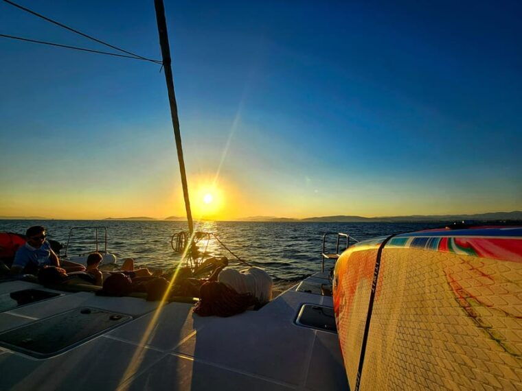 athens-riviera-catamaran-tour-with-fresh-meal-and-drinks