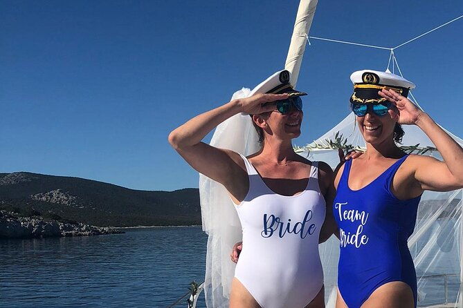 athens-riviera-private-sail-catamaran-with-meal-and-wine