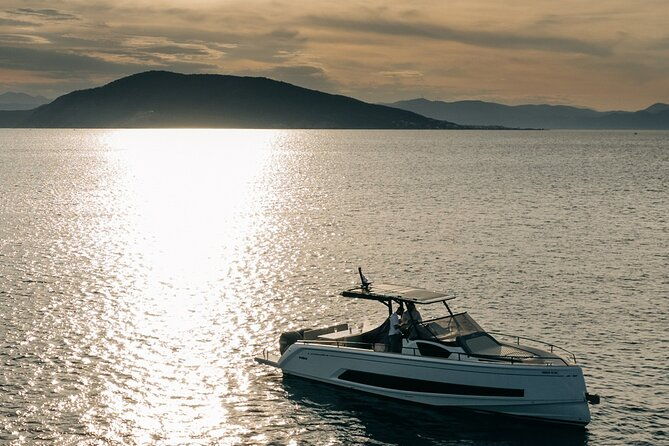 athens-riviera-private-sunset-boat-cruise