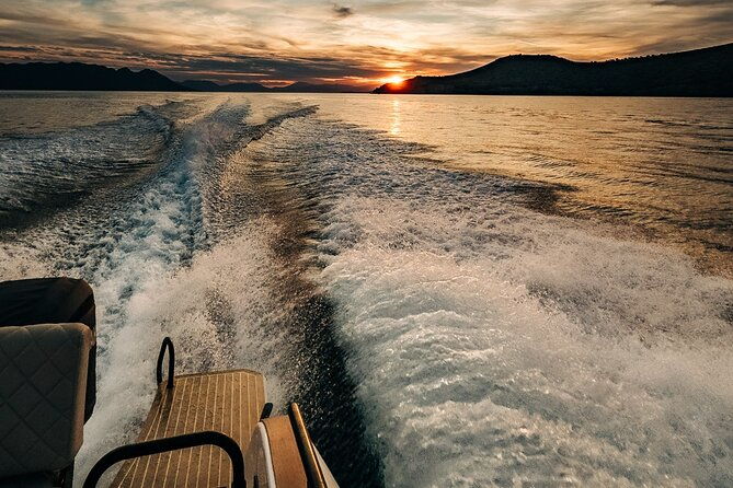 athens-riviera-private-sunset-boat-cruise