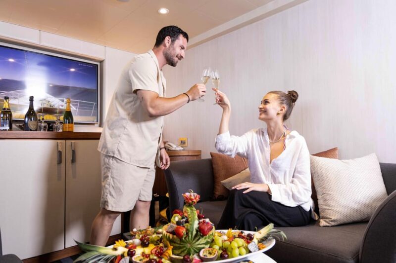 Athens: Saronic Islands Cruise with VIP Area Seating & Lunch - Dining and Amenities