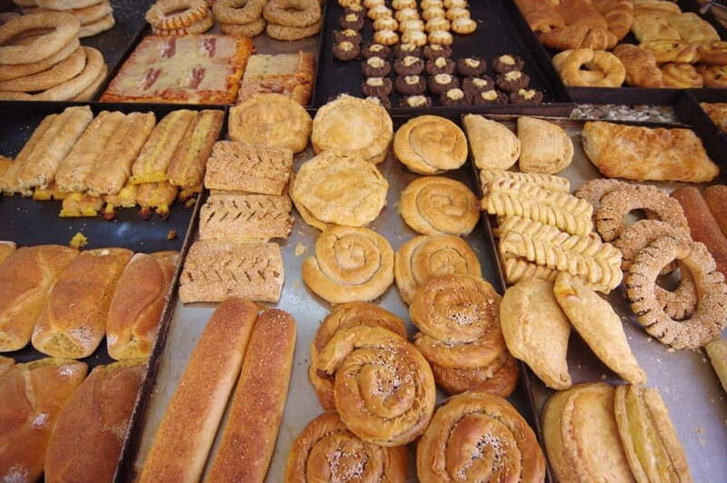 Athens: Small Group Walk & Taste - Key Points