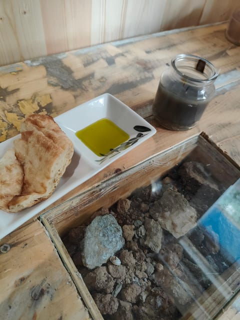 athens-stoic-philosophy-and-wine