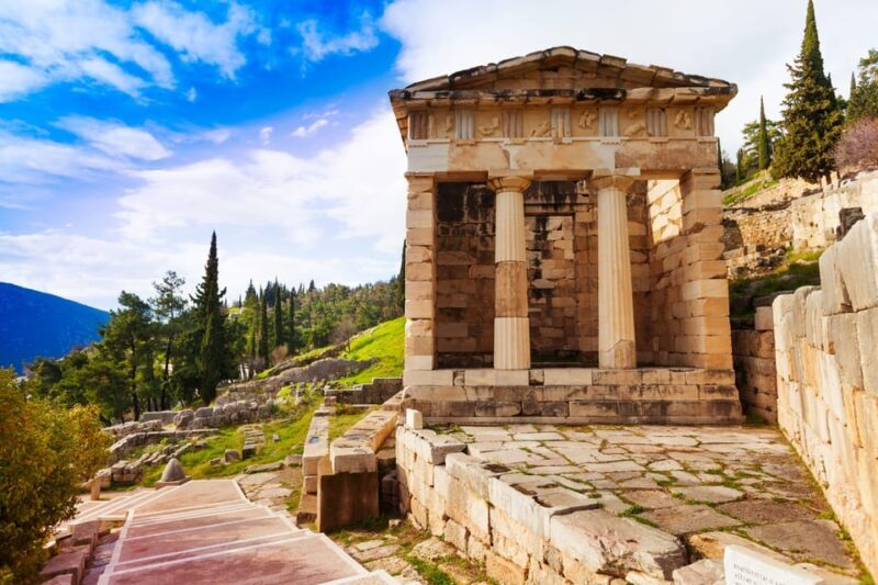 Athens to Delphi & Arachova private day tour - What We Love About This Tour