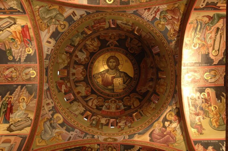 athens-to-meteora-monasteries-hidden-caves-bus-tour