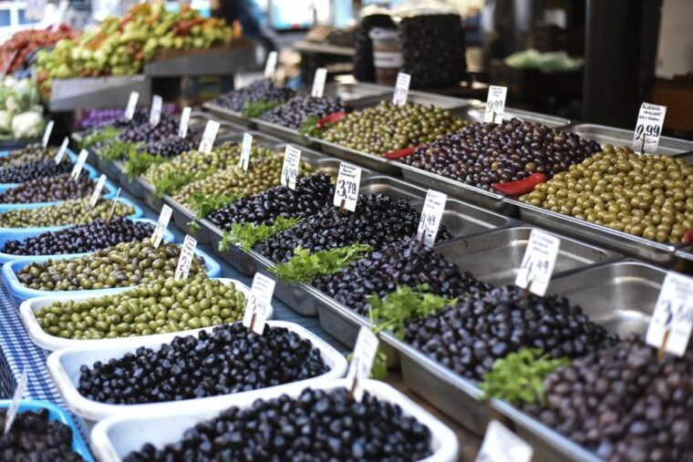 athens-ultimate-food-walking-tour-with-15-tastings