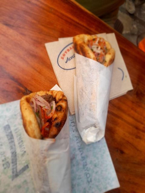 athens-walking-tasting-local-treats