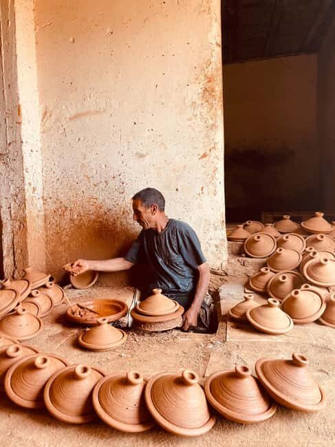 Atlas : Pottery workshop , hiking and swimming Pool - Exploring the Atlas Mountains: A Unique Mix of Culture, Nature, and Creativity