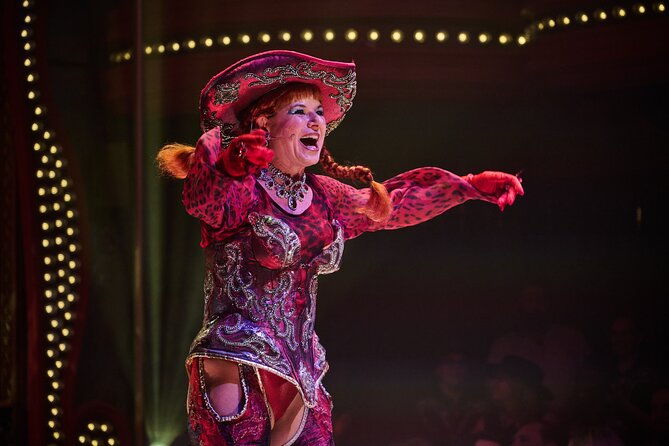 atomic-saloon-show-at-the-venetian-resort-2